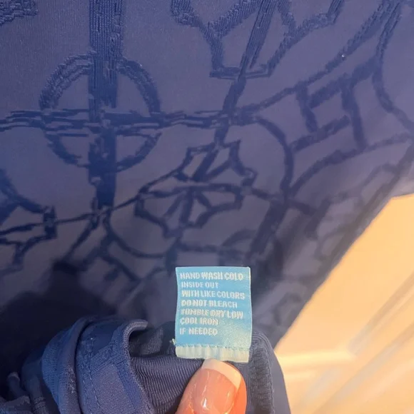 J. McLaughlin Navy Short Sleeve Tee - Picture 4 of 5